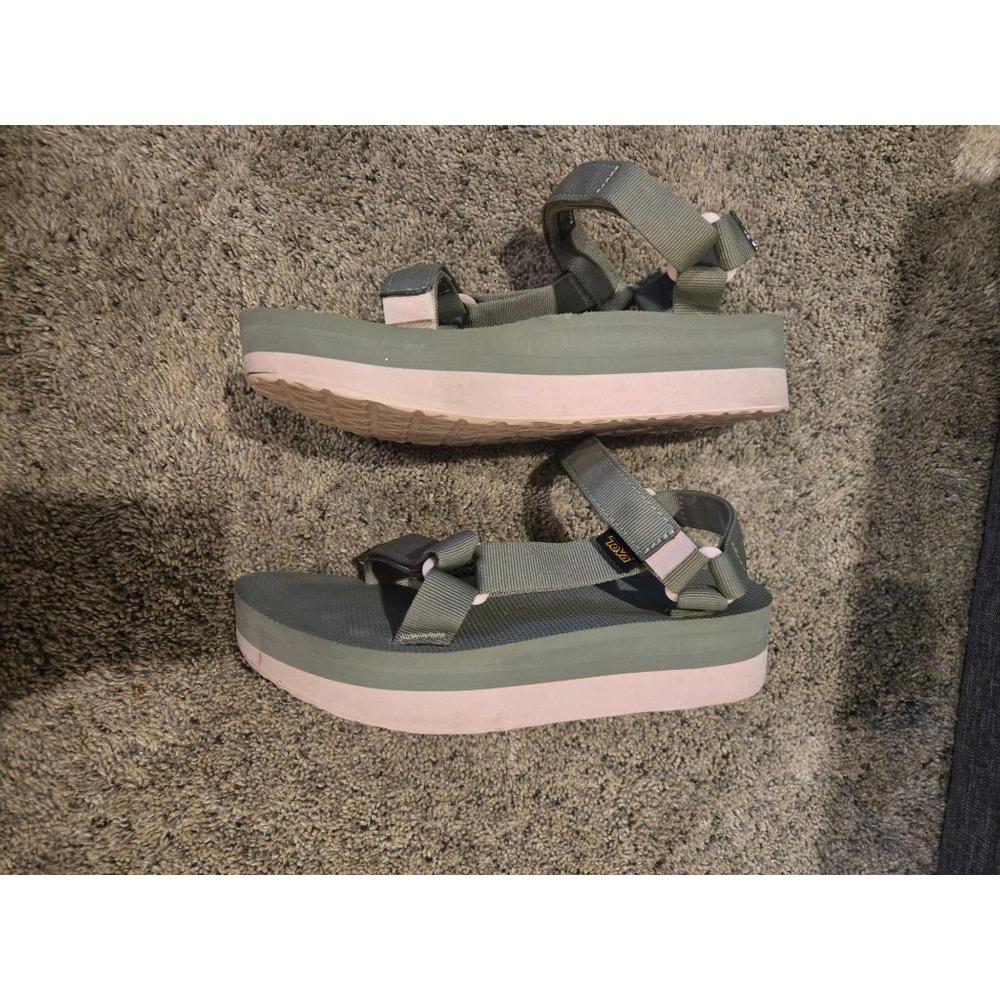 Women's Teva Green and Pink Platform Sandals Size 9 - Picture 3 of 10